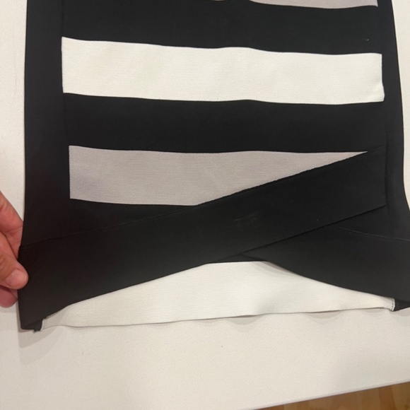 BCBG bodycon short sexy dress small// PRICE DROP 85$ - Picture 6 of 8